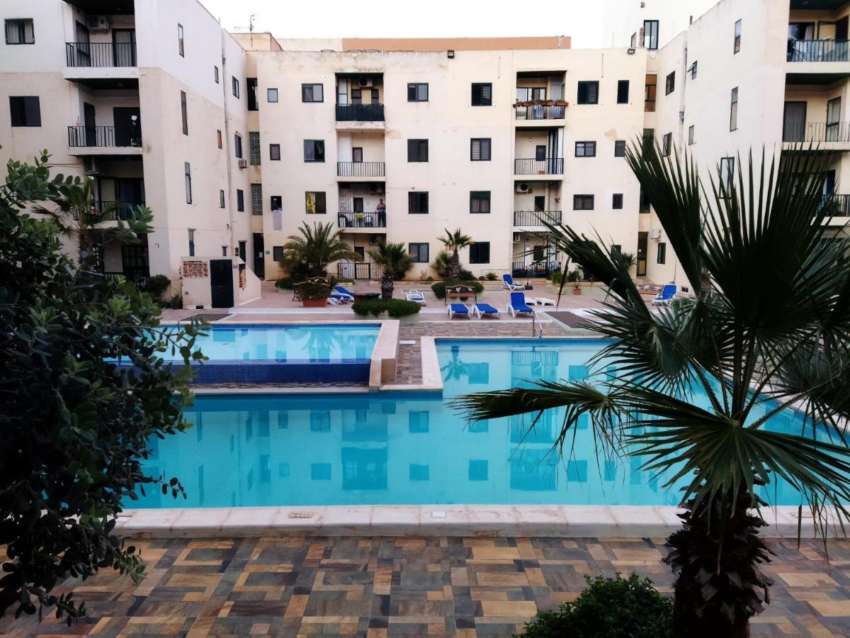 Appartement In The Heart Of Bugibba à San Pawl il-Baħar Extérieur photo