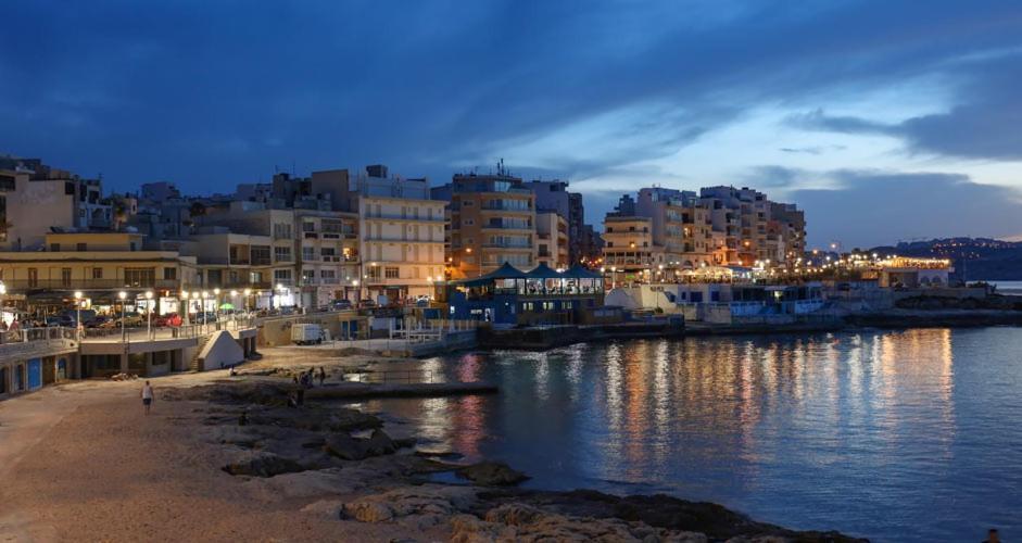 Appartement In The Heart Of Bugibba à San Pawl il-Baħar Extérieur photo